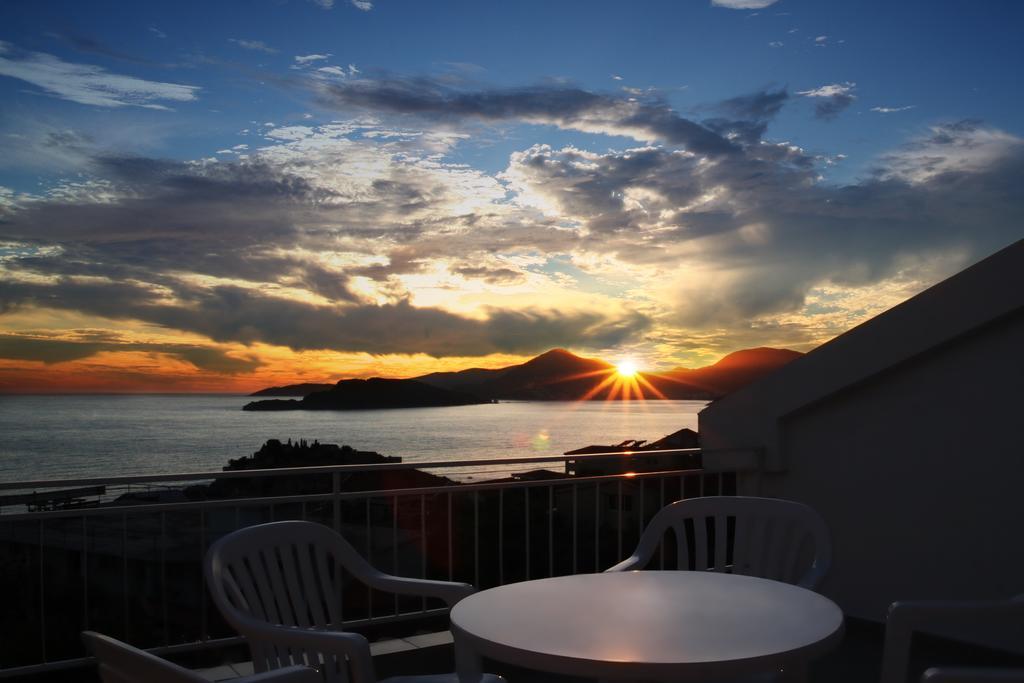 Apartments Antonela Sveti Stefan Dış mekan fotoğraf